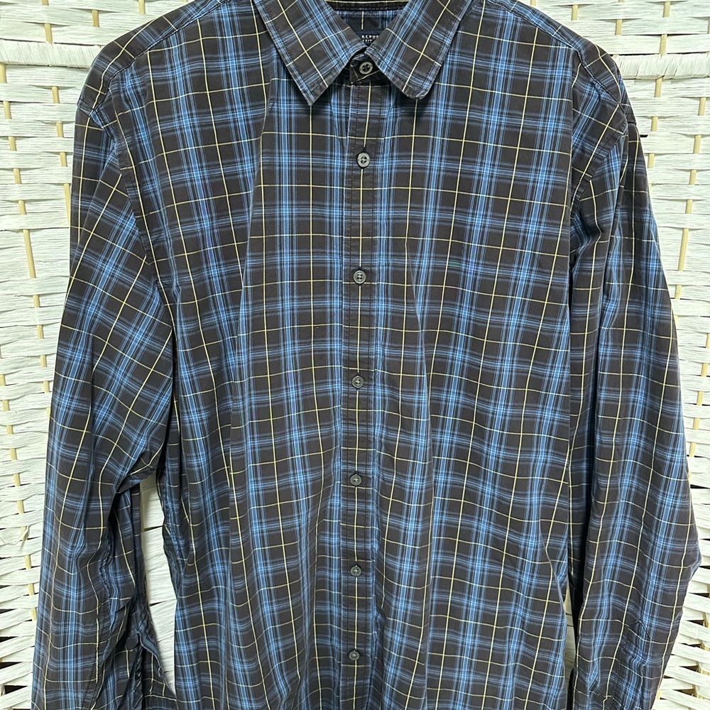 Banana Republic Men's Black and Blue plaid long sleeveShirt Size XL‎ button down